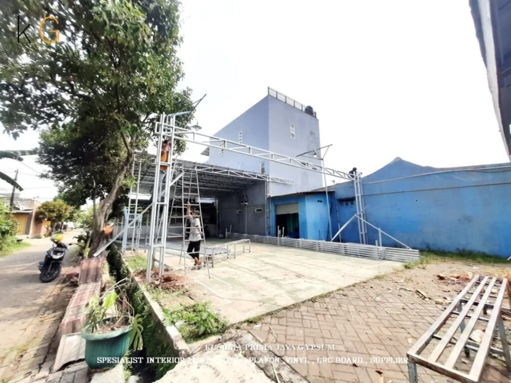 project project pemasangan atap baja ringan i area fasilitas umum ( bumi indah thp 1 , ku (1)